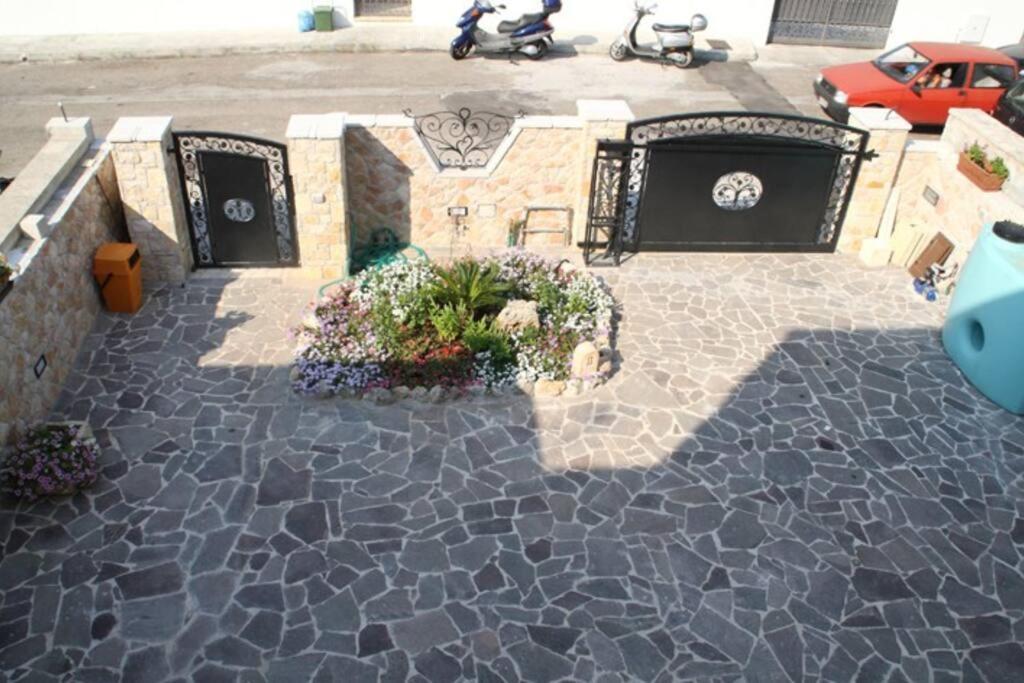 Casa Vacanze La Casa Di Katia Castro  Exterior photo